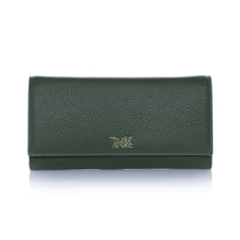 Load image into Gallery viewer, shoptannerie Green travel wallet - shoptannerie